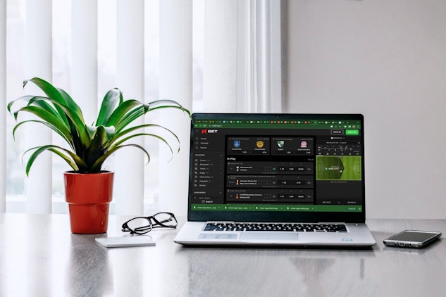 Smartmockups lbzm79i7